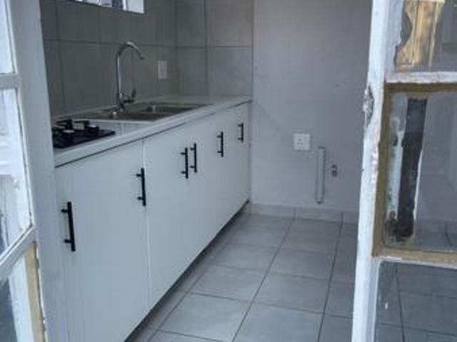 Room for rent in Waterkloof, Gauteng