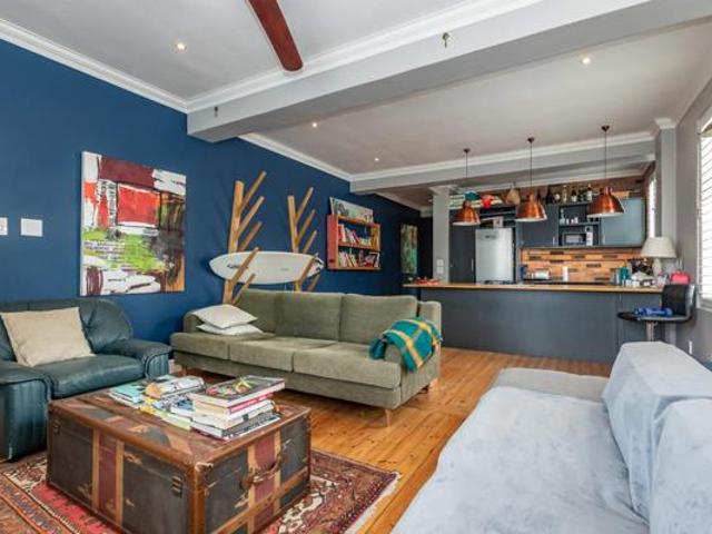 Apartment for sale in Cape Town, Western Cape