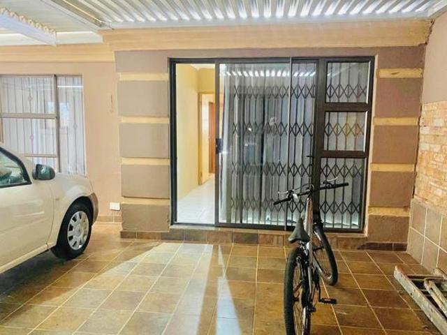Apartment for rent in Vosloorus, Gauteng