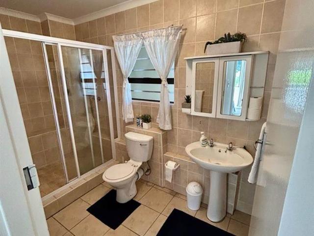 Apartment for sale in Seaview, Kwazulu-natal