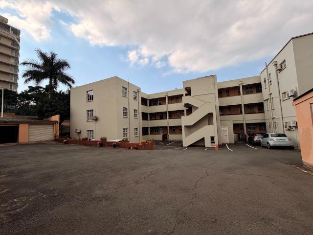 Apartment for rent in Seaview, Kwazulu-natal