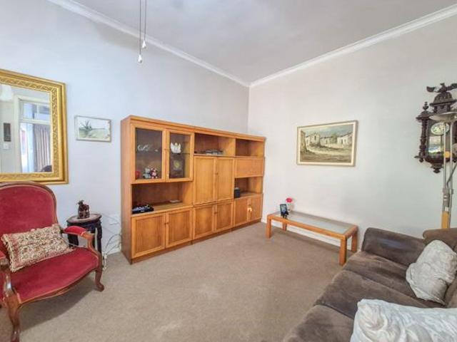Apartment for rent in Seaview, Kwazulu-natal