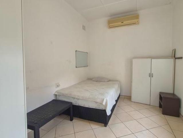 Apartment for rent in Seaview, Kwazulu-natal