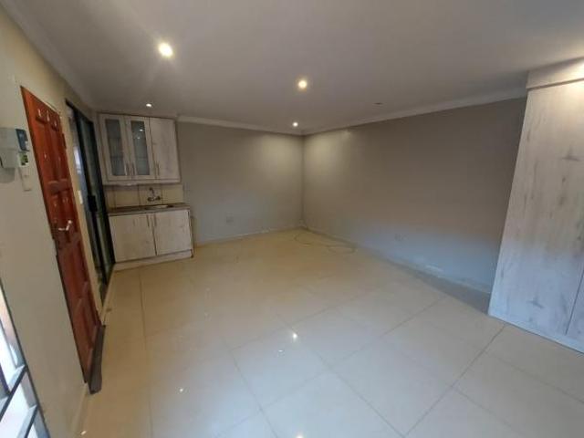 Apartment for rent in Waterkloof, Gauteng