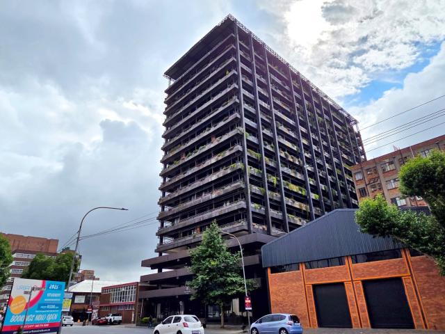 Apartment for sale in Vosloorus, Gauteng
