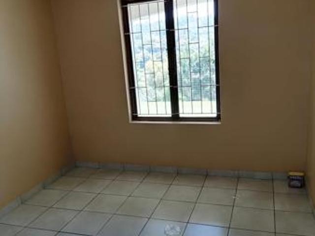 Apartment for rent in Seaview, Kwazulu-natal