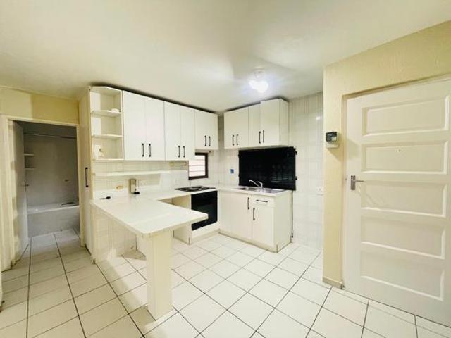 Apartment for rent in Seaview, Kwazulu-natal