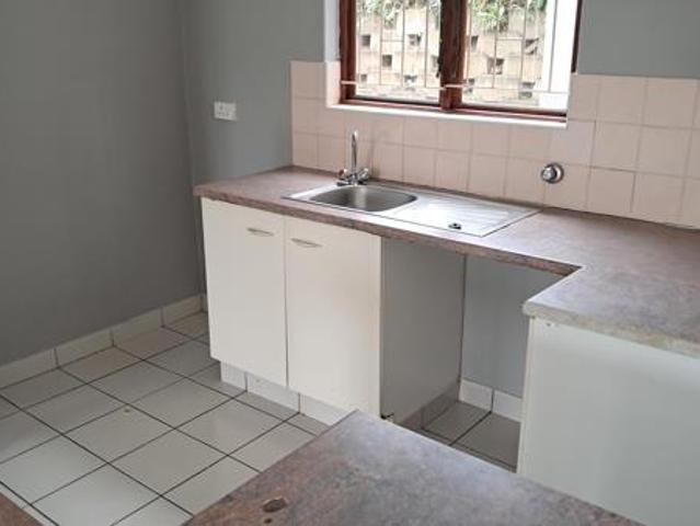 Apartment for rent in Seaview, Kwazulu-natal