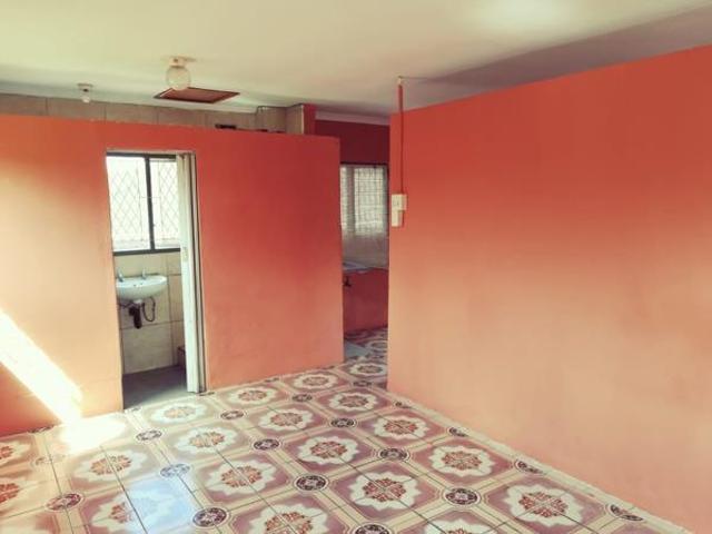 Room for rent in Seaview, Kwazulu-natal