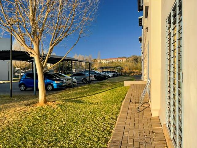 Apartment for sale in Vosloorus, Gauteng