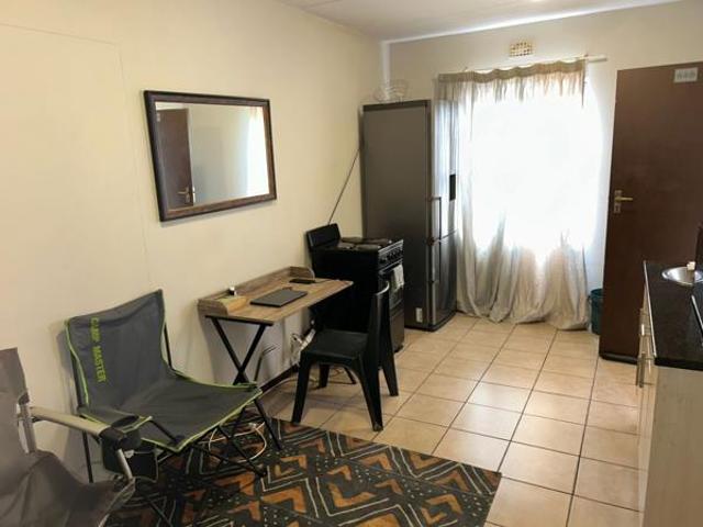 Apartment for sale in Vosloorus, Gauteng