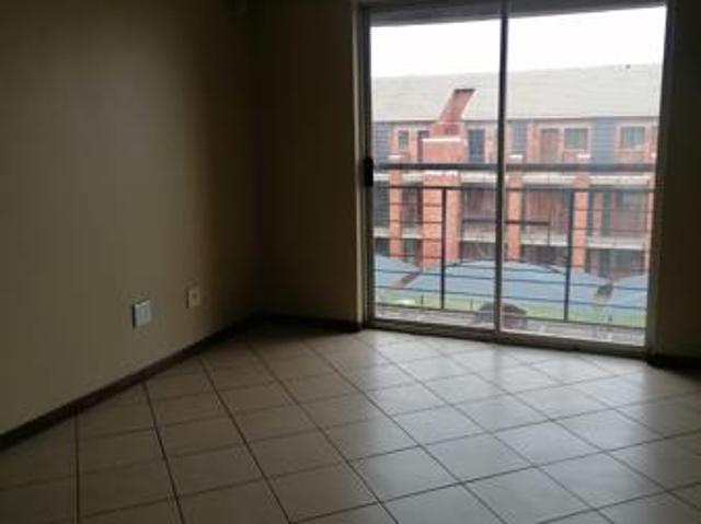 Apartment for sale in Vosloorus, Gauteng