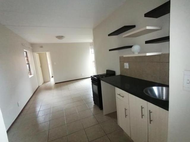 Apartment for sale in Vosloorus, Gauteng