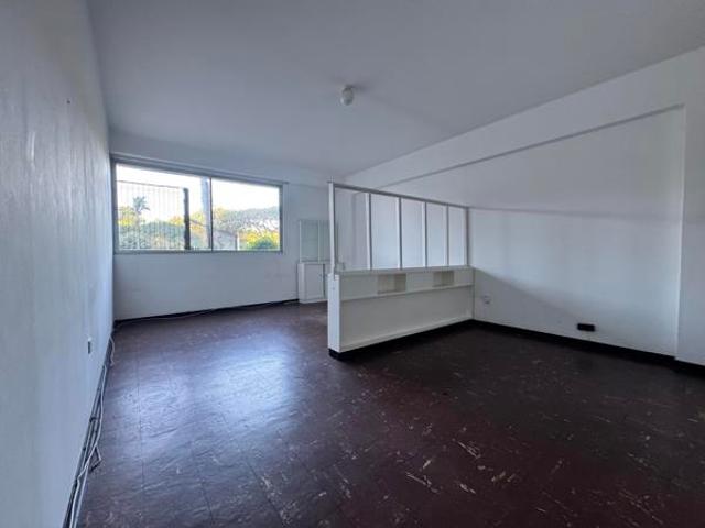 Apartment for rent in Seaview, Kwazulu-natal