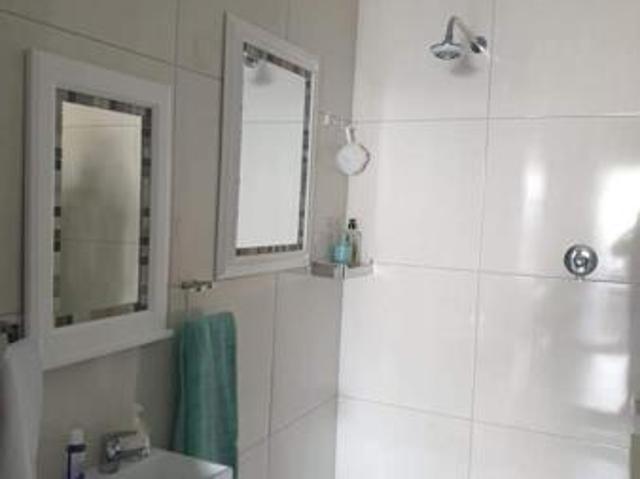 Apartment for rent in Seaview, Kwazulu-natal