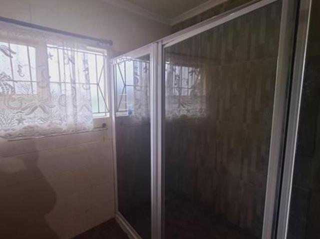 Apartment for rent in Seaview, Kwazulu-natal