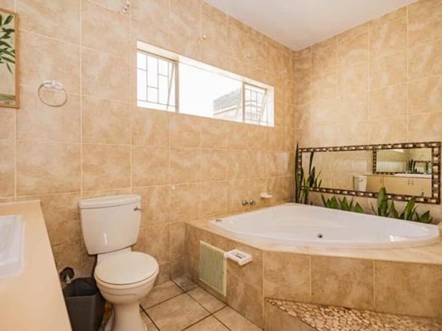 Apartment for rent in Cape Town, Western Cape