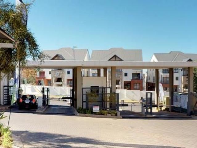 Apartment for rent in Oakdene, Vosloorus