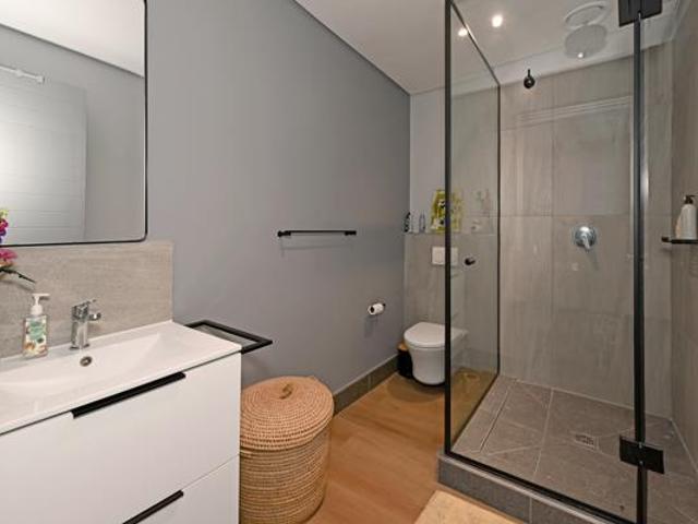 Apartment for sale in Cape Town, Western Cape