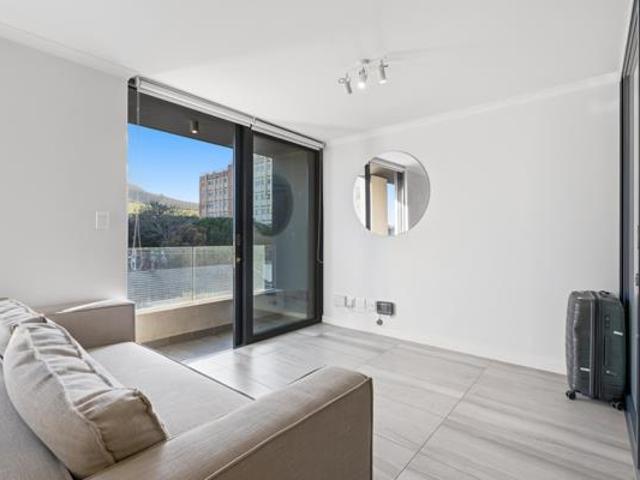 Apartment for sale in Cape Town, Western Cape