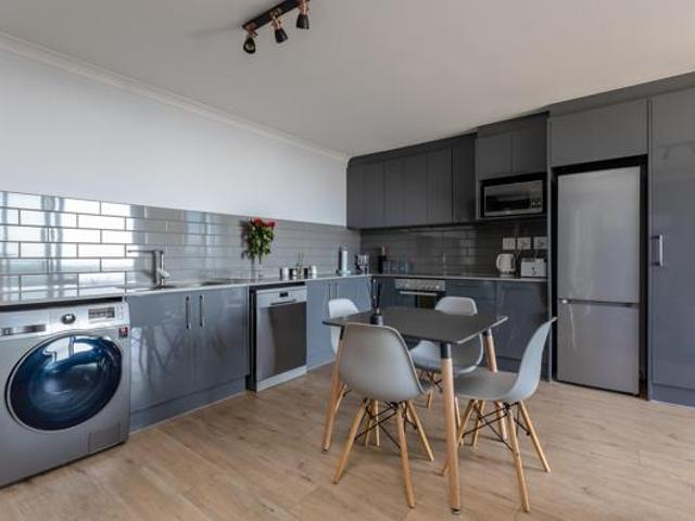 Apartment for sale in Cape Town, Western Cape