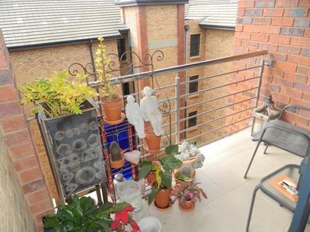 Apartment for rent in Waterkloof, Gauteng
