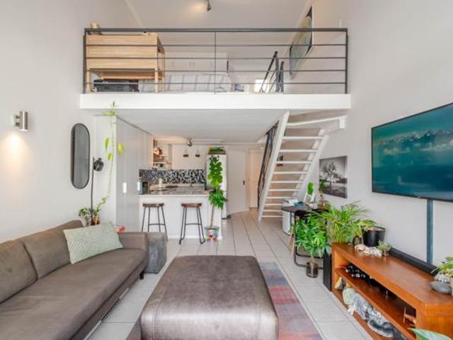Apartment for sale in Cape Town, Western Cape