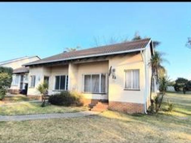 Apartment for sale in Johannesburg, Gauteng