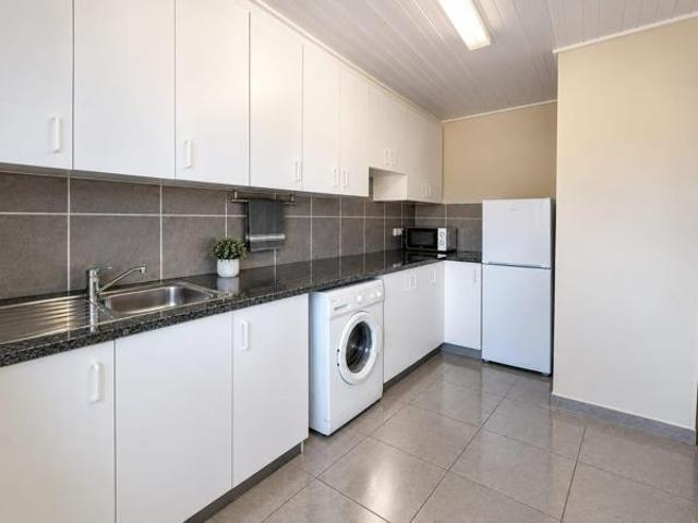 Apartment for rent in Cape Town Ward 63, Cape Town