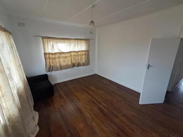 Apartment for rent in Seaview, Kwazulu-natal