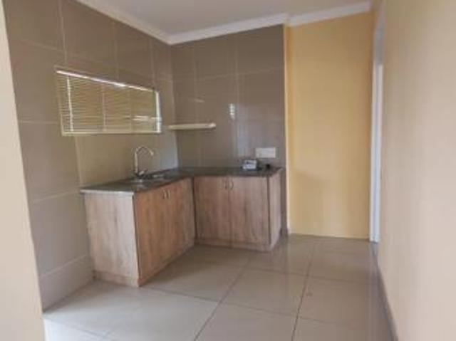 Apartment for rent in Seaview, Kwazulu-natal