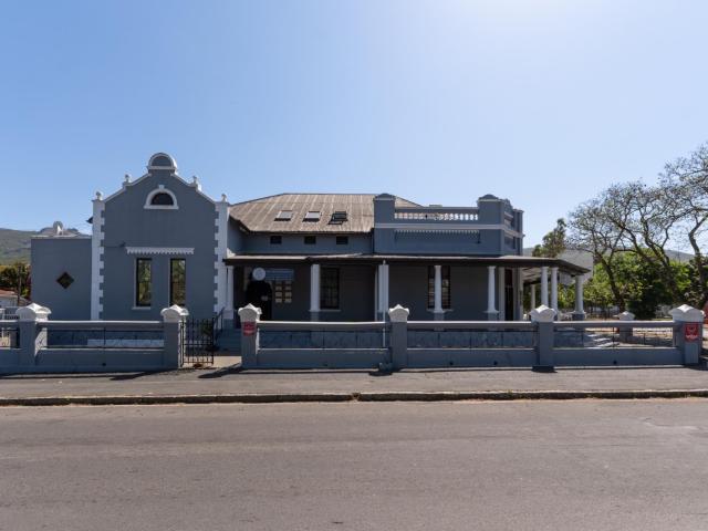 Apartment for sale in Paarl, Western Cape