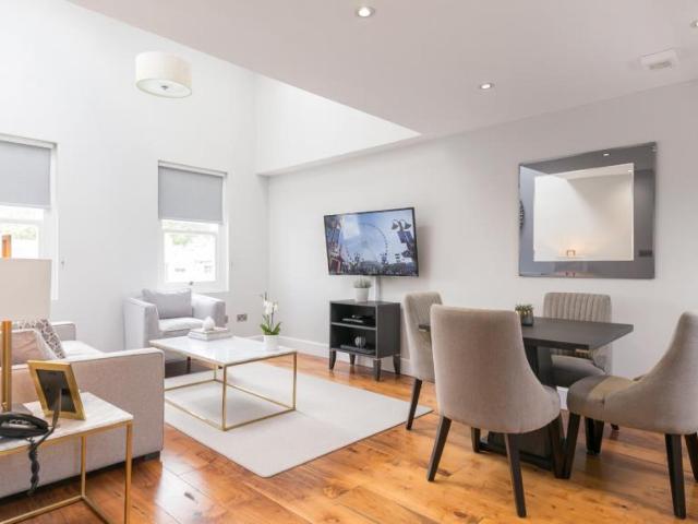Apartment for rent in Paddington, Greater London
