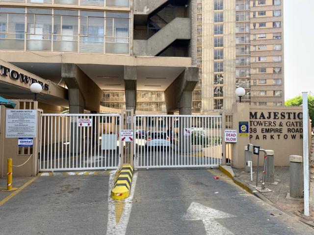 Apartment for sale in Vosloorus, Gauteng