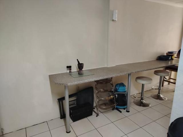Apartment for sale in Cape Town, Western Cape