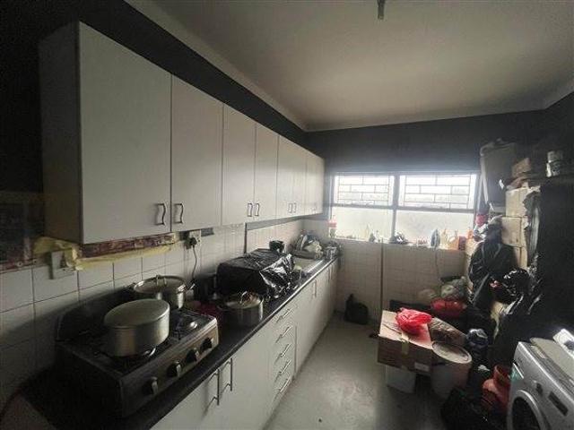 Apartment for sale in Cape Town, Parow