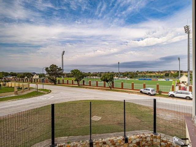Apartment for sale in Nelson Mandela Bay Ward 18, Nelson Mandela Bay Metropolitan Municipality