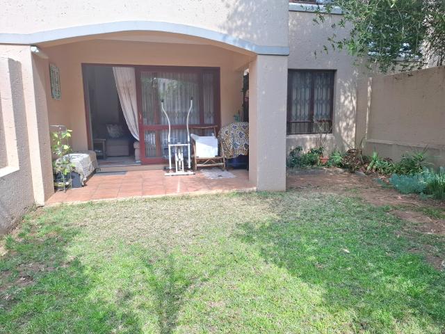 Apartment for sale in Sandton, Paulshof