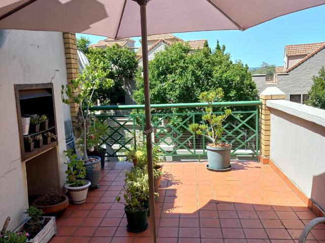 Apartment for sale in Alexandra, Gauteng