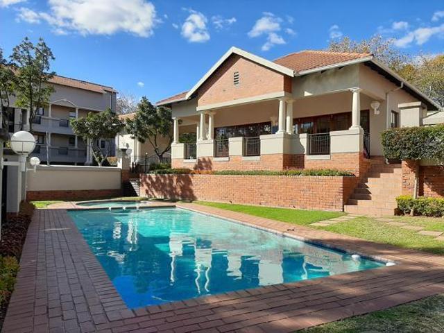 Apartment for rent in Paulshof, Alexandra
