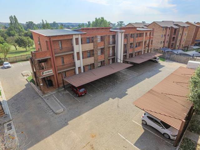 Apartment for rent in Waterkloof, Gauteng