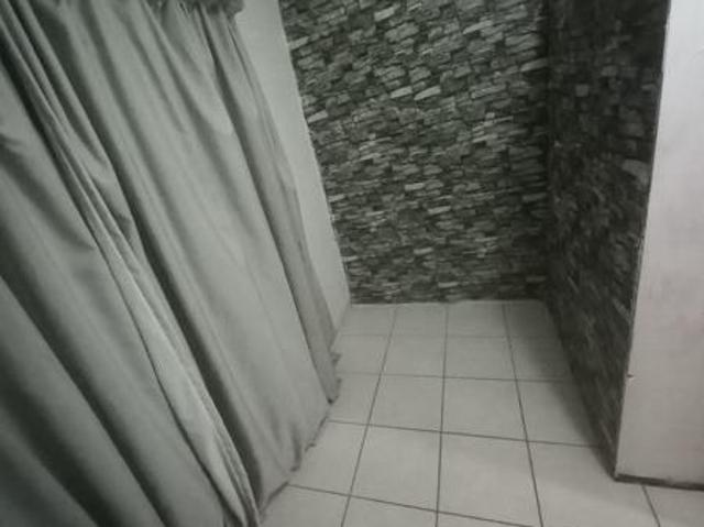 Apartment for rent in Seaview, Kwazulu-natal