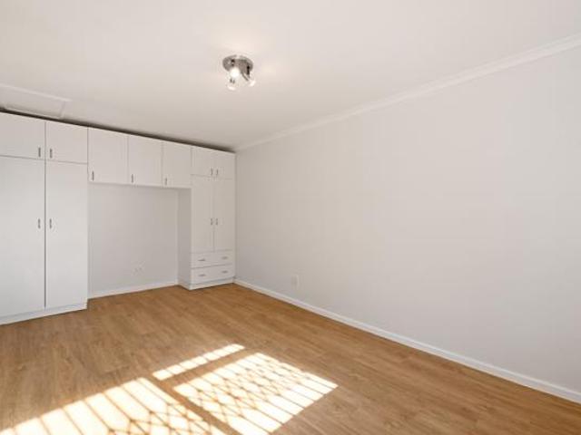 Apartment for rent in Cape Town, Western Cape