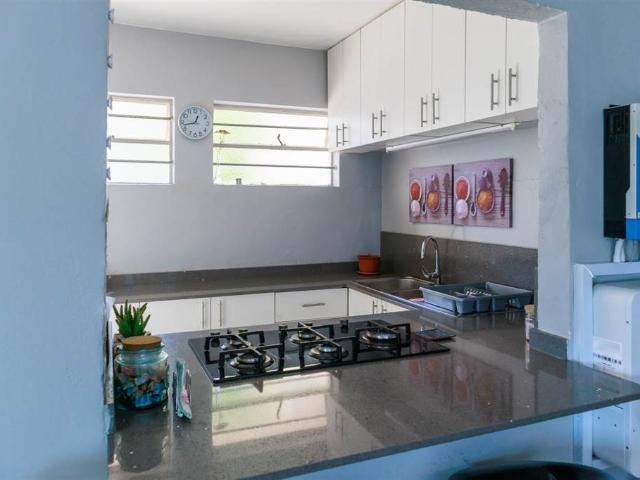 Apartment for sale in Seaview, Kwazulu-natal