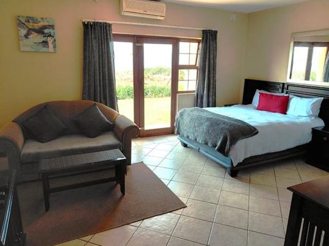 Apartment for sale in Port Edward, Hibiscus Coast Local Municipality