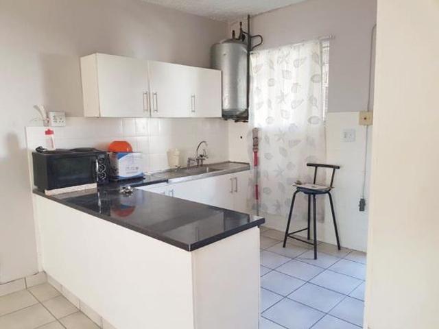 Apartment for sale in Port Elizabeth, Eastern Cape