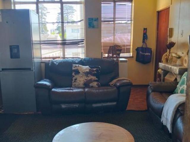 Apartment for sale in Nelson Mandela Bay Ward 18, Nelson Mandela Bay Metropolitan Municipality
