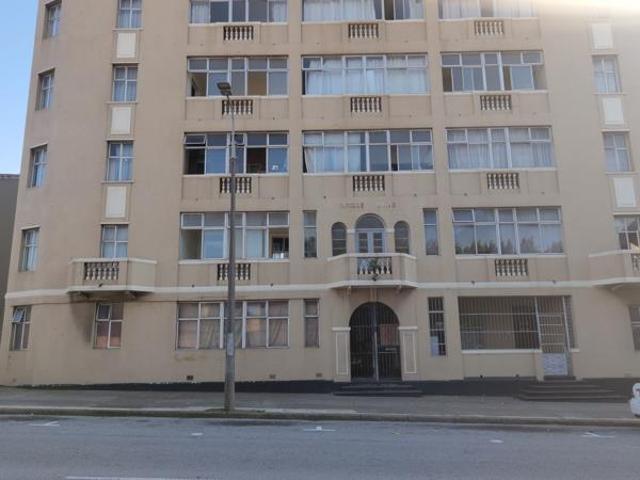 Apartment for sale in Port Elizabeth, Eastern Cape