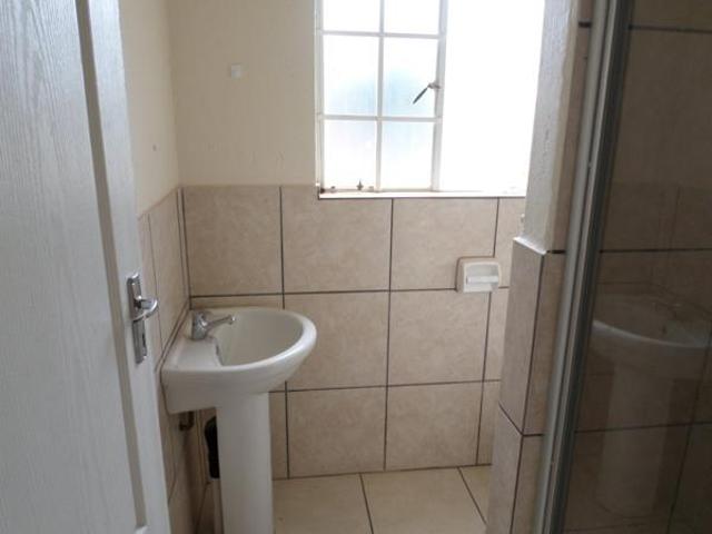 Apartment for sale in Potchefstroom, Tlokwe Local Municipality