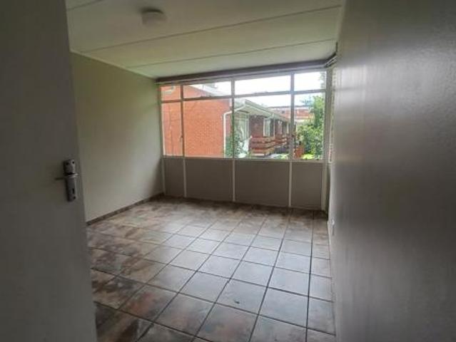 Apartment for sale in Dr Kenneth Kaunda, North West